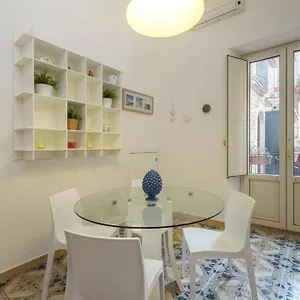  Appartamento Elegant In Italia
