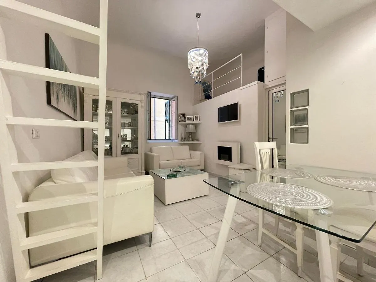 Ilia Villa Lerici 0*,  Italy