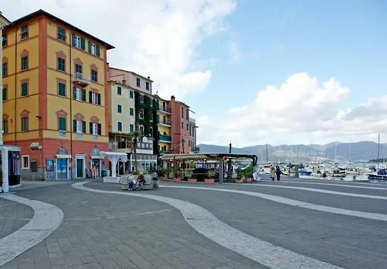 Ilia Villa Lerici Italy